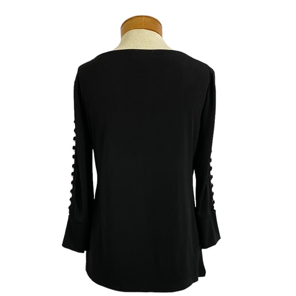 Carmen Marc Valvo Cutout Sleeves Black Gold Rings Blouse Top Sz M - Picture 5 of 9